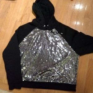 Hooded Sequin Top Size 22/24